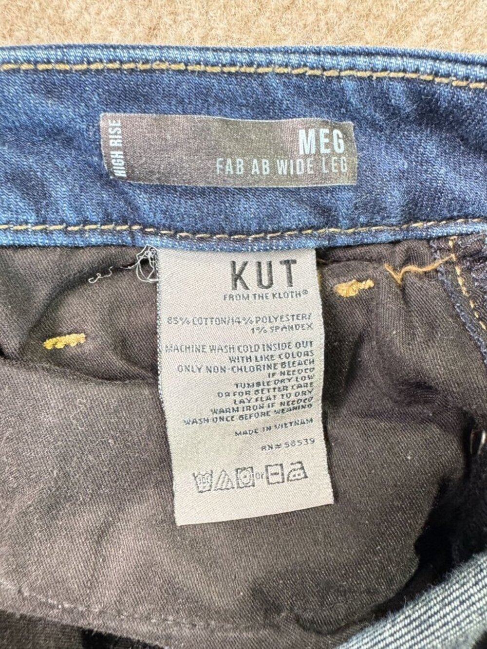 Kut From The Kloth Meg Fab Ab High Rise Wide Leg Jeans Size 14 Frayed Hem Blue D - Picture 5 of 10